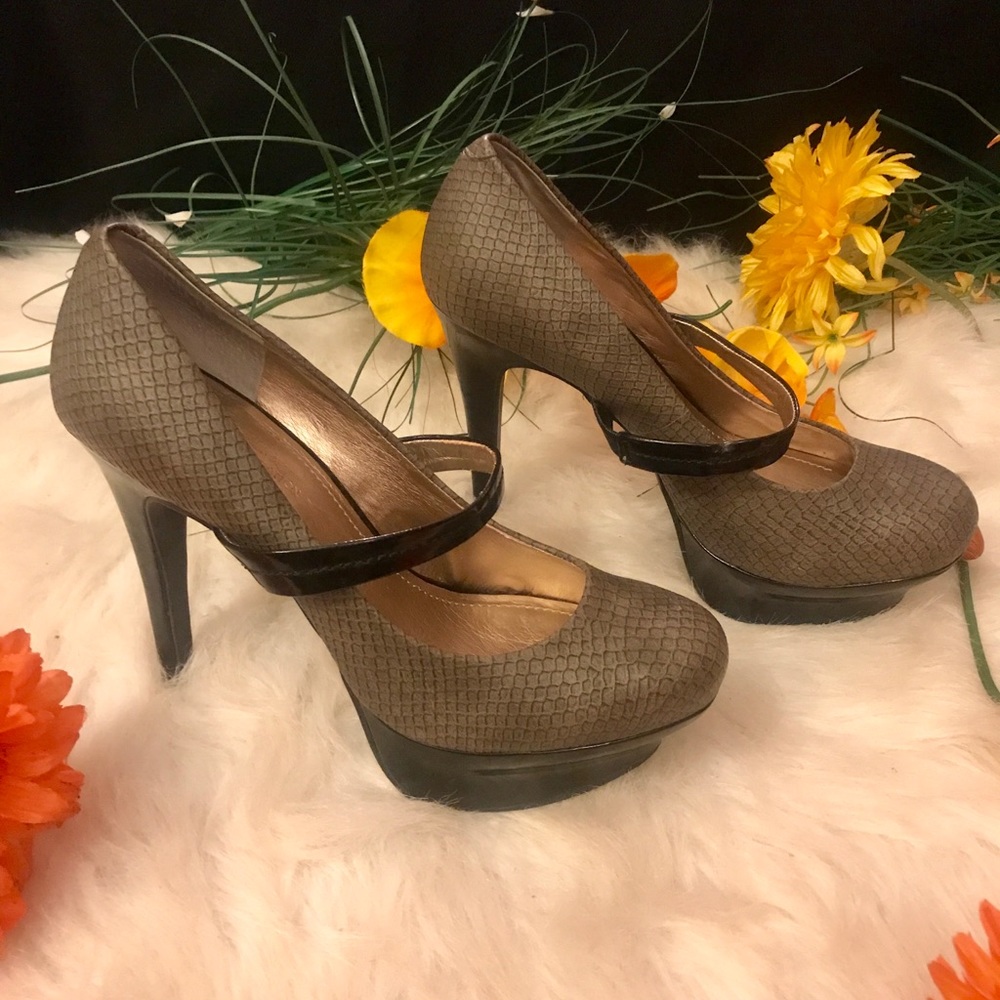 Bcbgeneration Brownish-Grayish Platforms - image 1